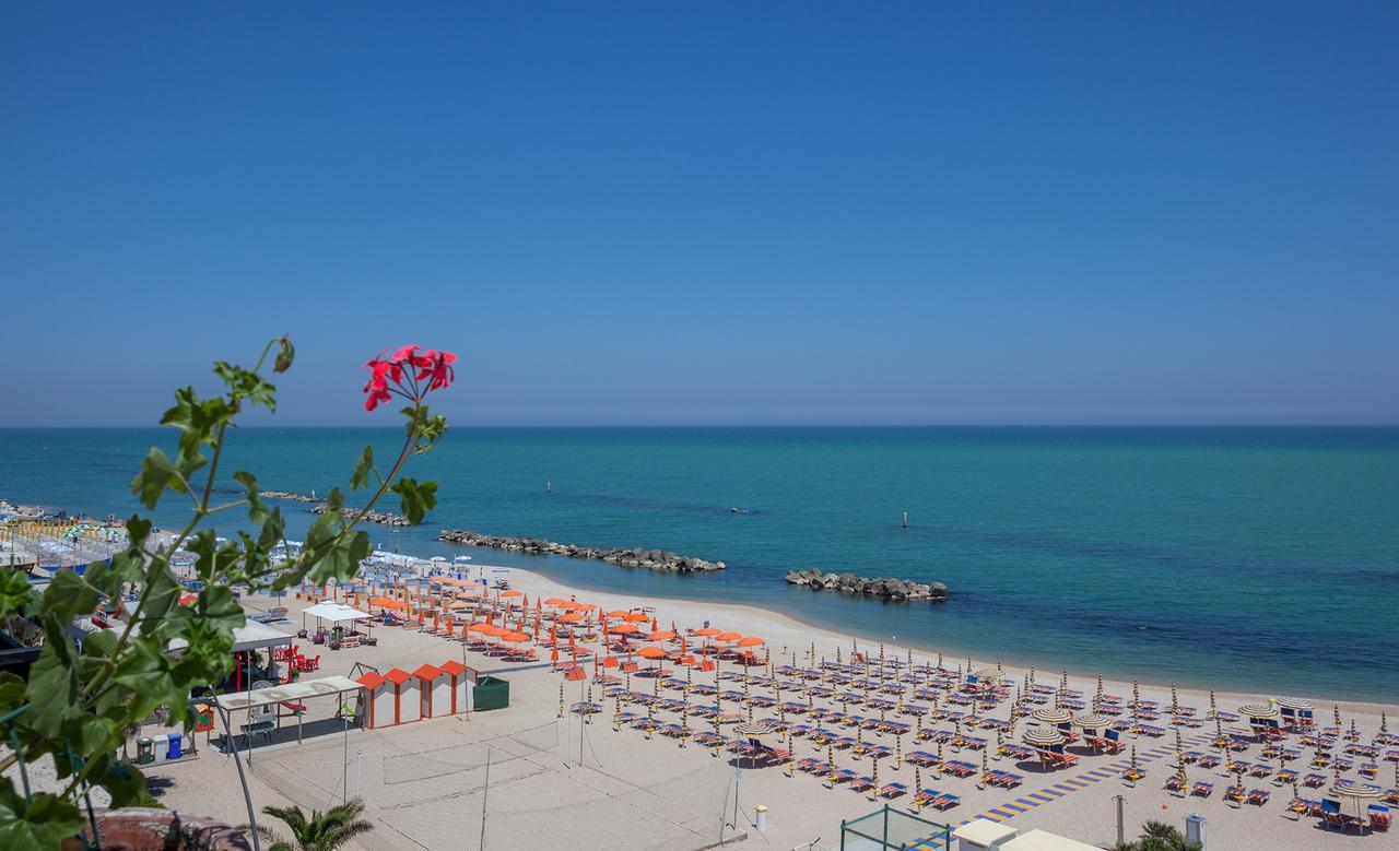 Hotel Bianchi Nicola 포르토레카나티 외부 사진