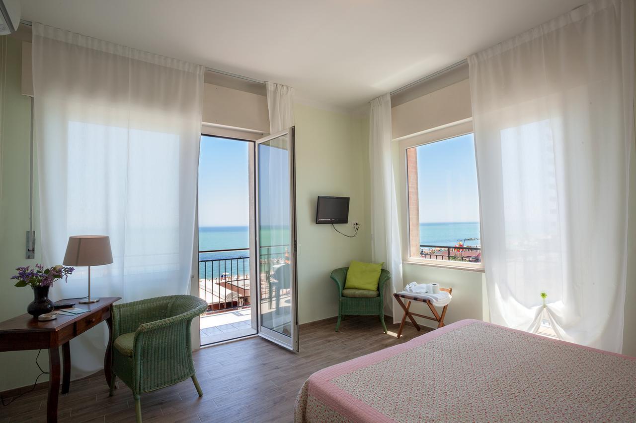 Hotel Bianchi Nicola 포르토레카나티 외부 사진